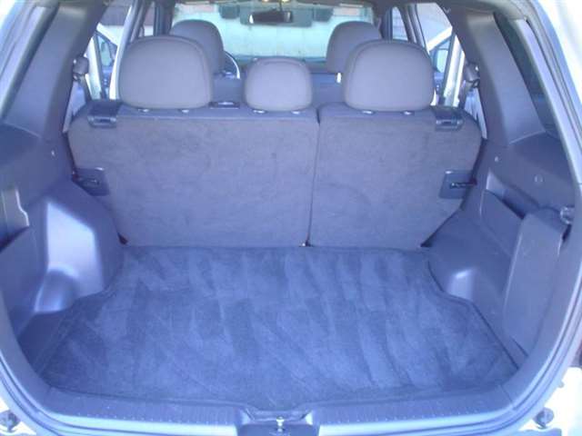 Ford Escape 2011 photo 11